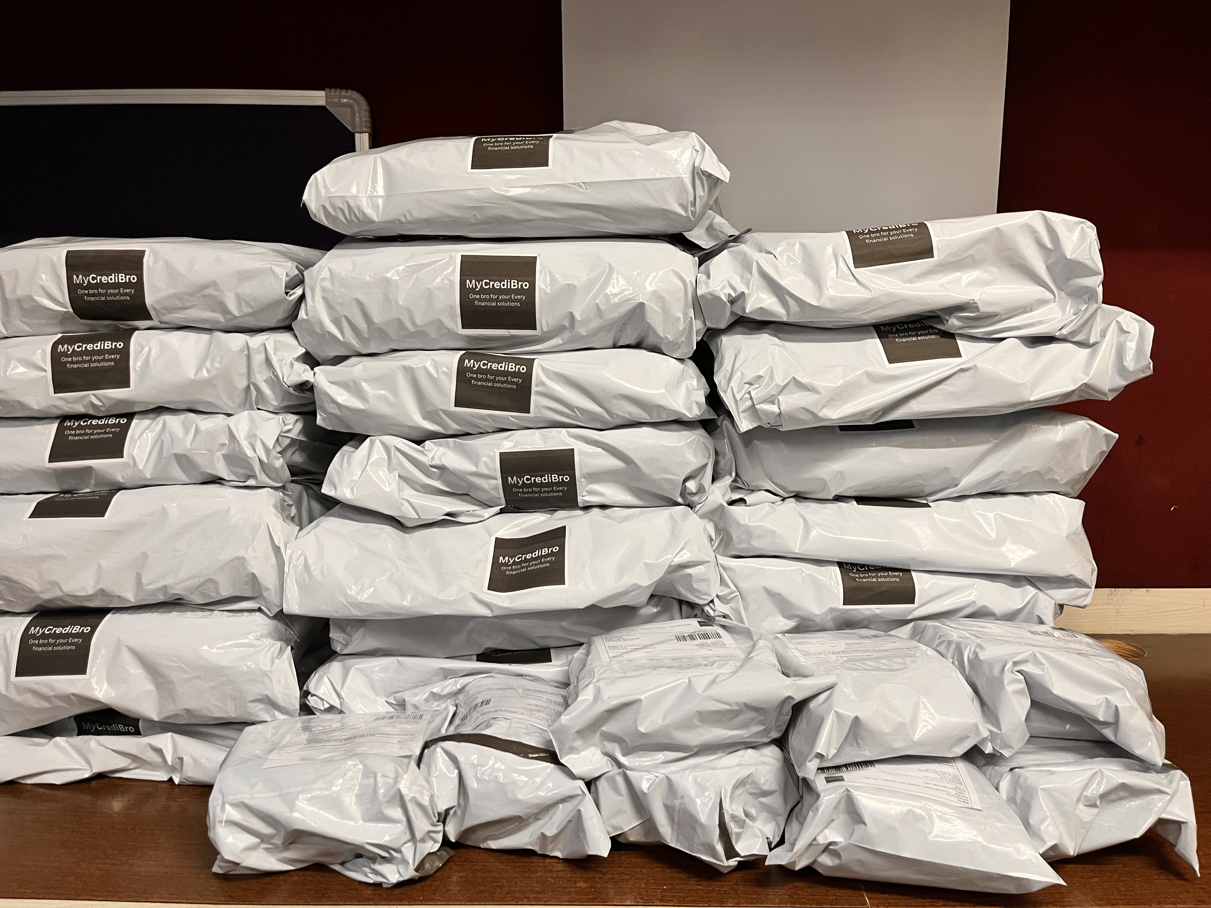 Packed leather bag combo gifts ready to ship across India